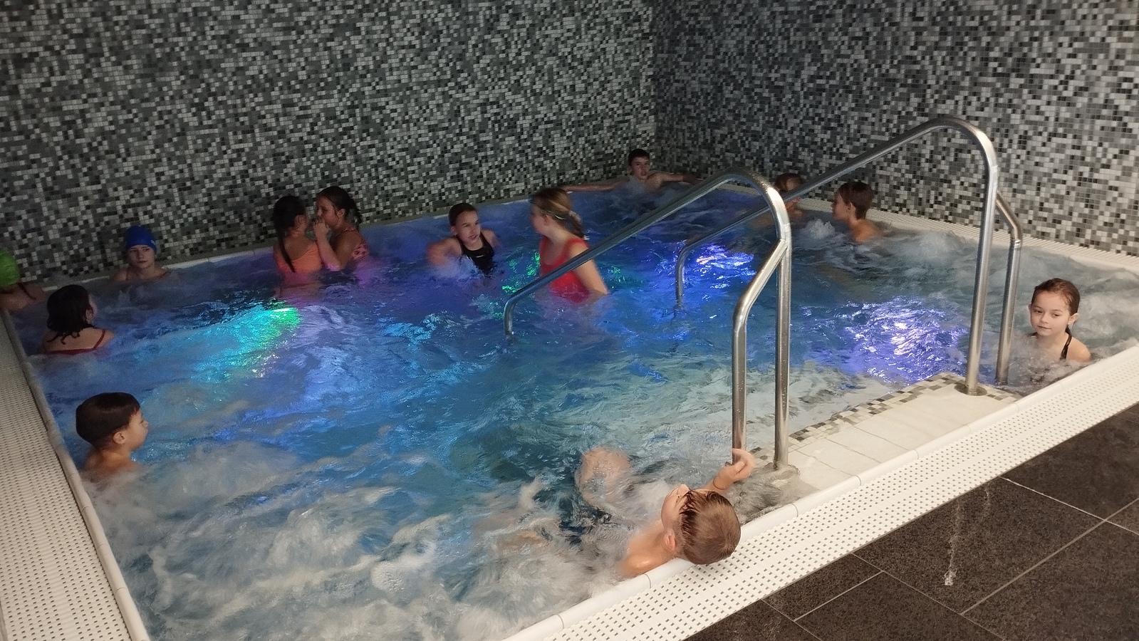 Plavání 1.A a 4. třída